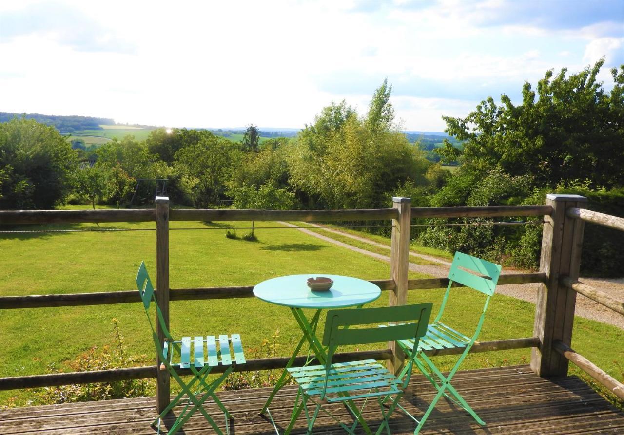La Maison Ronde Et Ses 2 Cahutes Monthoiron Esterno foto