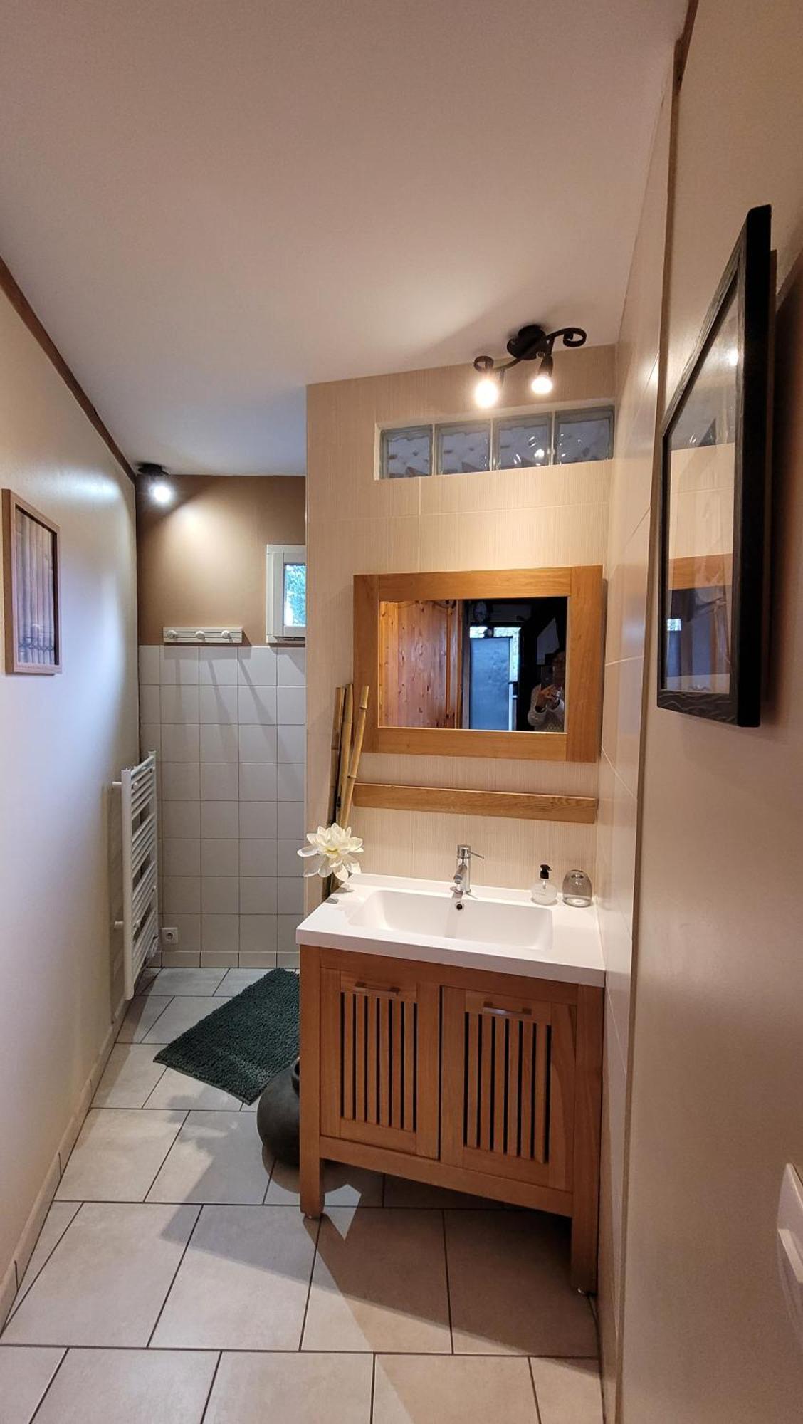 La Maison Ronde Et Ses 2 Cahutes Monthoiron Esterno foto