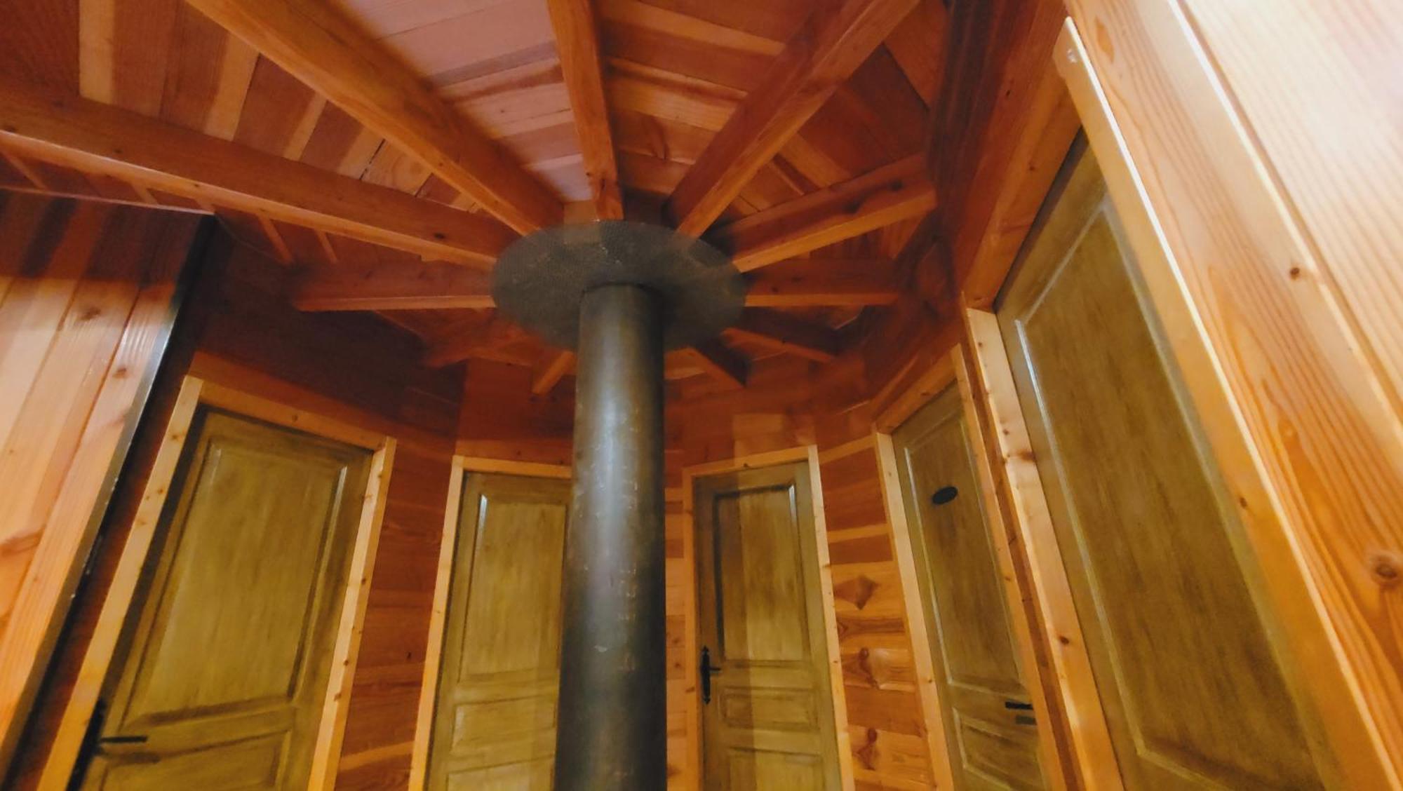 La Maison Ronde Et Ses 2 Cahutes Monthoiron Esterno foto