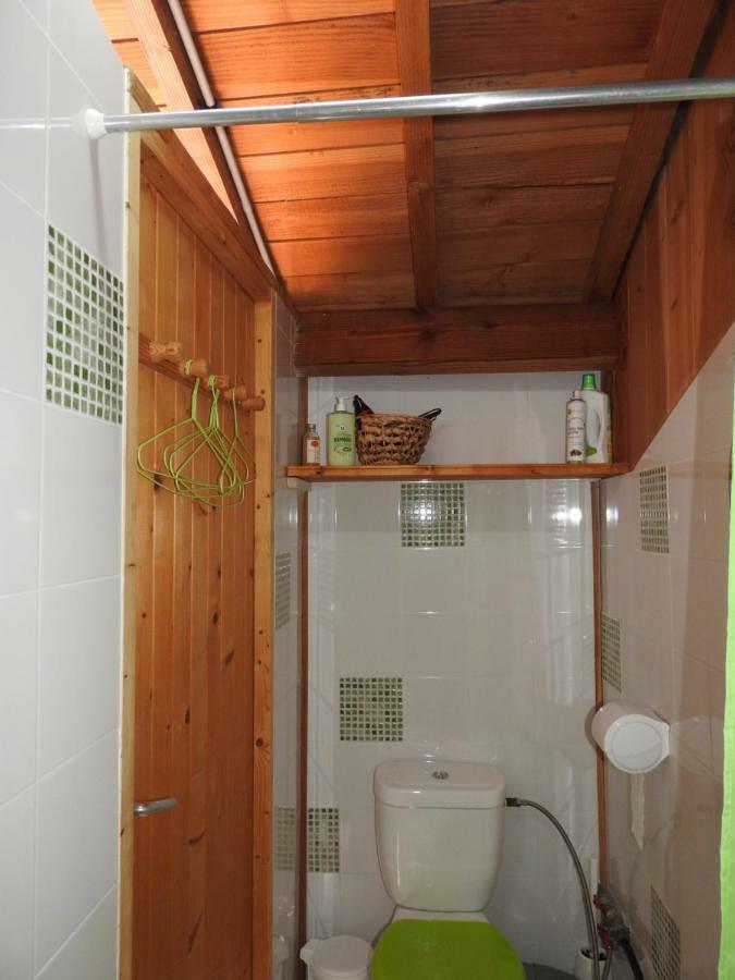 La Maison Ronde Et Ses 2 Cahutes Monthoiron Esterno foto